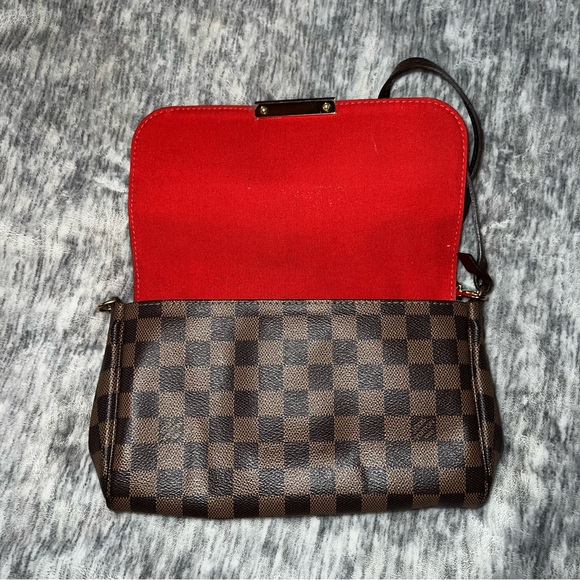 LOUIS VUITTON EBENE DAMIER FAVORITE MM CROSSBODY BAG - Picture 8 of 16
